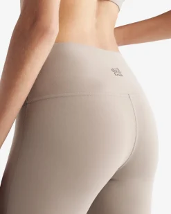 Roots Restore High Rise Flare Legging*Women Active Leggings